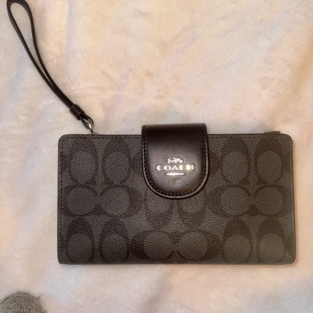 Coach Crossgrain Leather Phone Wristlet NWOT
